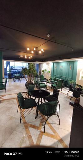 عکس کافه فست فود بیست 