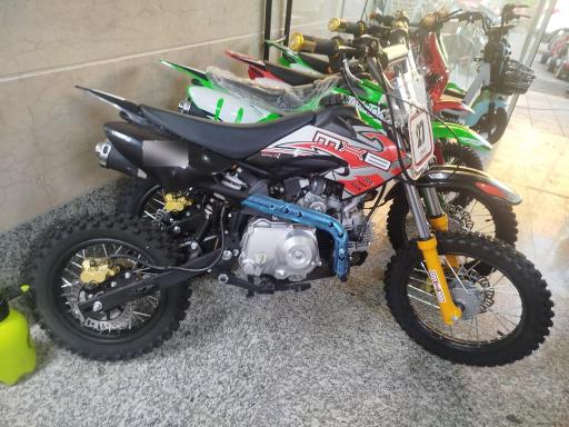 عکس فروشگاه موتور دی تی موتو