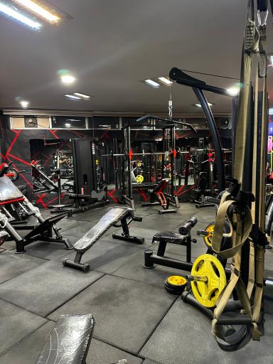 عکس باشگاه ورزشی آرسا کلاپ چیتگر