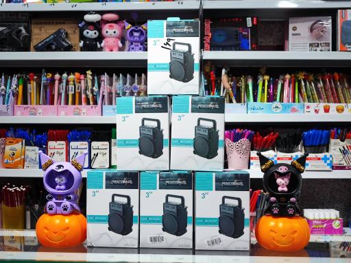 عکس محصولات فرهنگی و کافی نت مانی