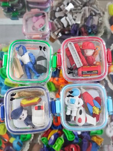 عکس محصولات فرهنگی و کافی نت مانی