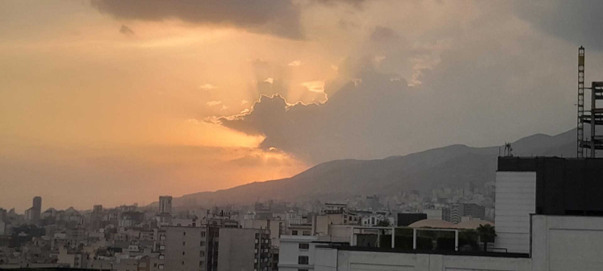 عکس چیکولند فودکورت سانا شعبه دزاشیب - حکمت