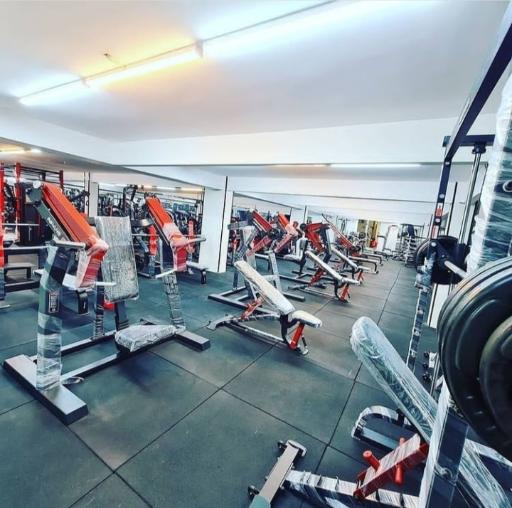 عکس باشگاه بدنسازی سام فیت 