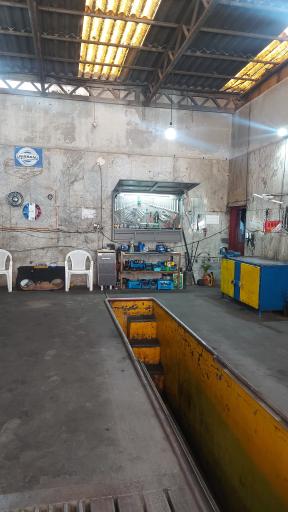 عکس تعمیرگاه و گیربکس اتومات کلاسیک