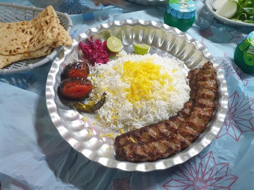 عکس رستوران صمدیه