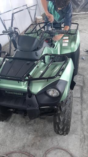 رنگ آمیزی اتومبیل برادران حسینی 