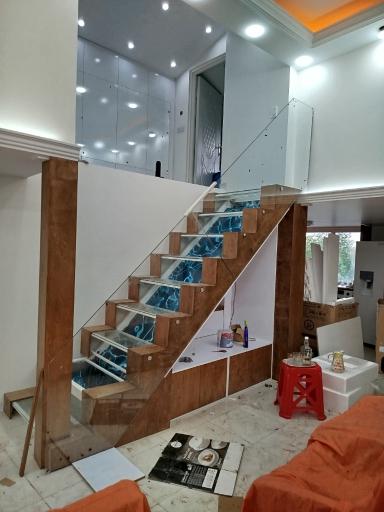 عکس شیشه سکوریت آریا جام گستر