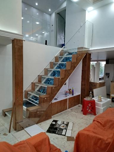 عکس شیشه سکوریت آریا جام گستر