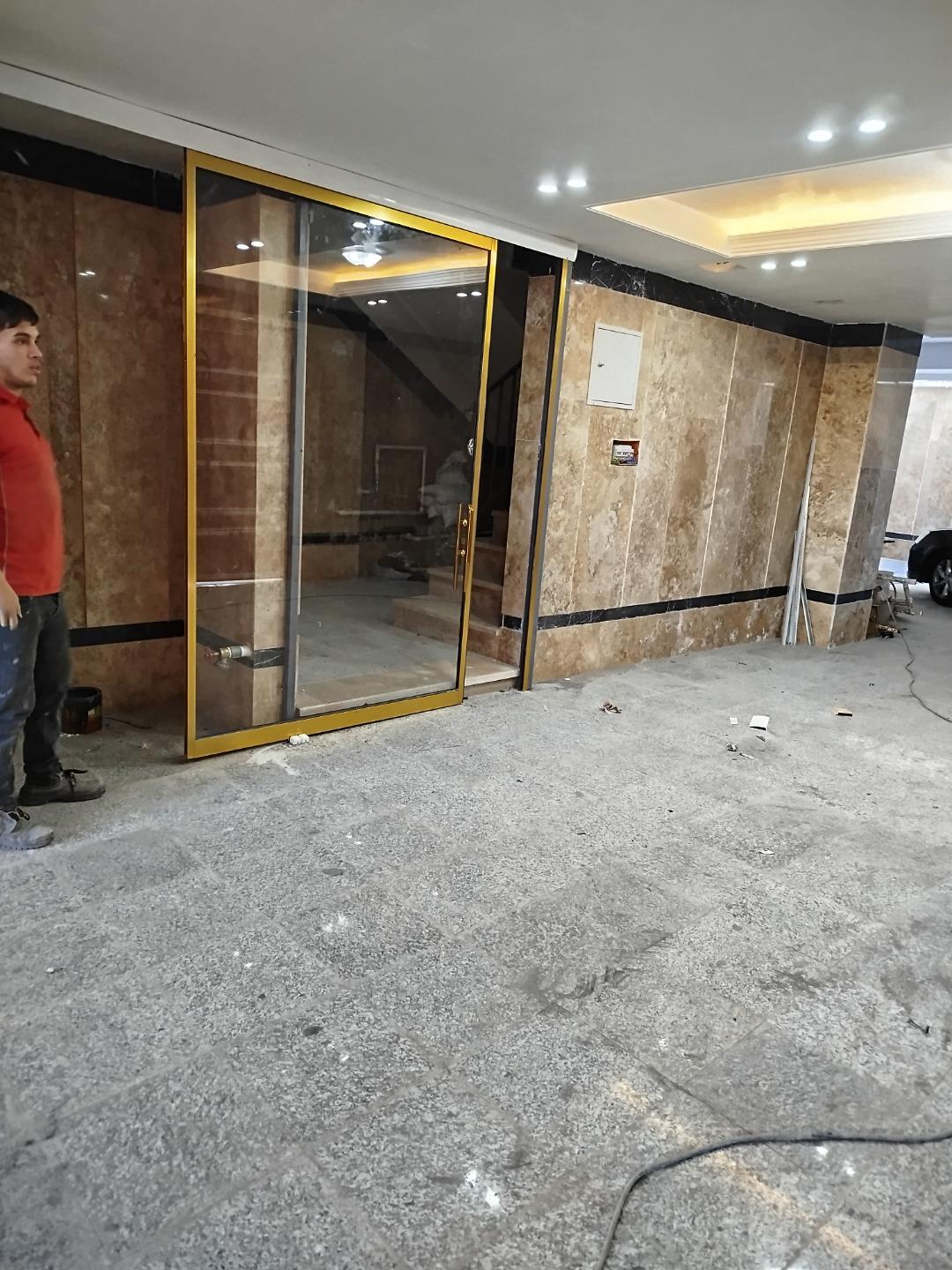 عکس شیشه سکوریت آریا جام گستر