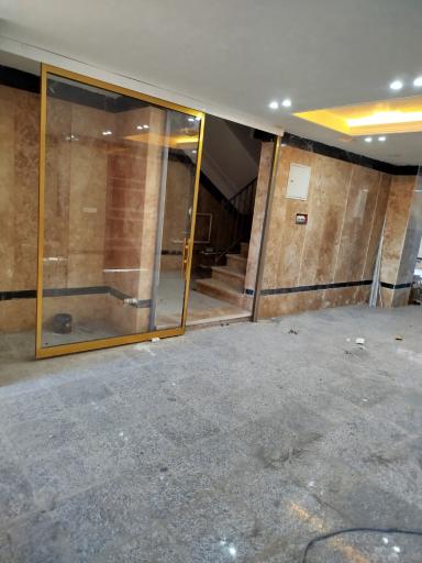 عکس شیشه سکوریت آریا جام گستر