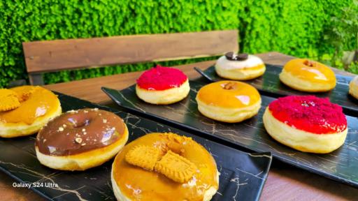 عکس کافه دوناتو