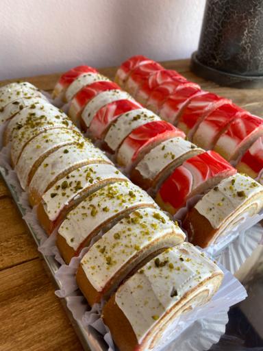 عکس شیرینی و کیک خانگی سارا