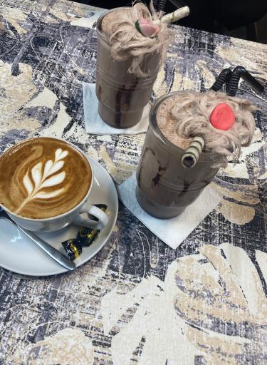 عکس کافه رستوران هایت