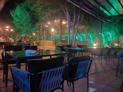 عکس رستوران خاتم