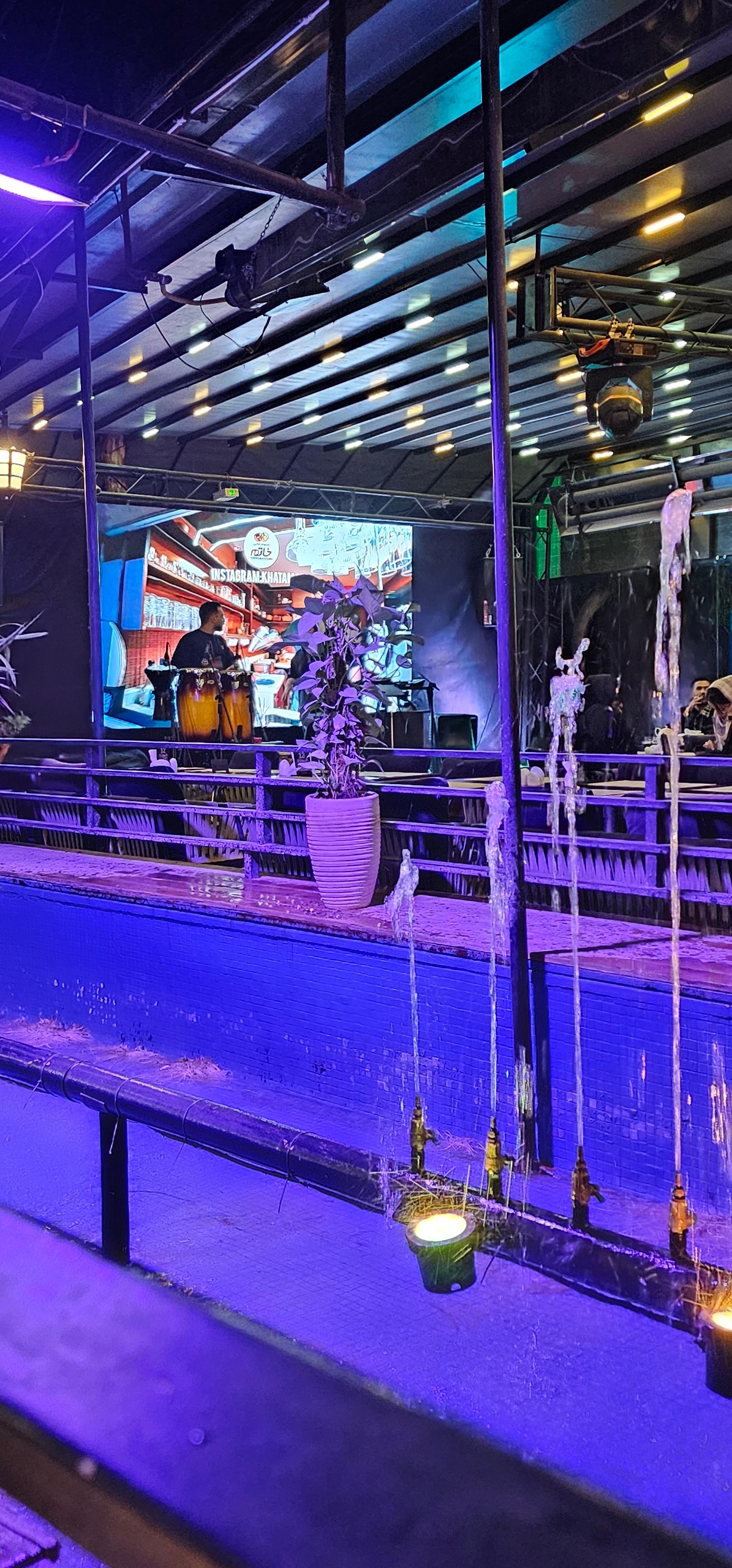 عکس رستوران خاتم