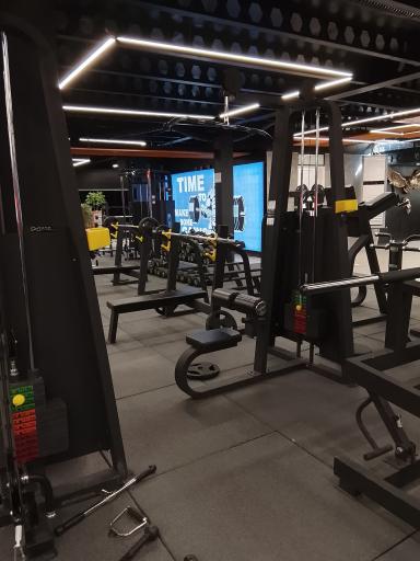 عکس باشگاه بدنسازی یوز