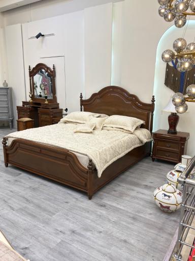 عکس فروشگاه لمس چوب
