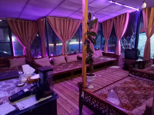 عکس کافه و سفره خانه بابا مهدی