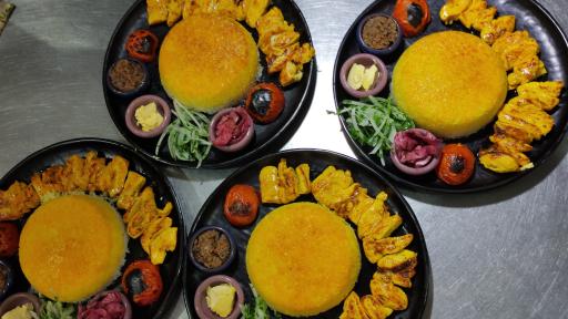 عکس رستوران زعفران