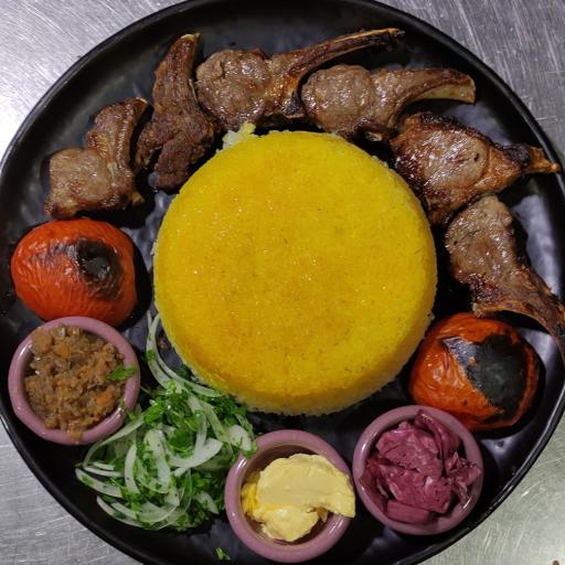 عکس رستوران زعفران