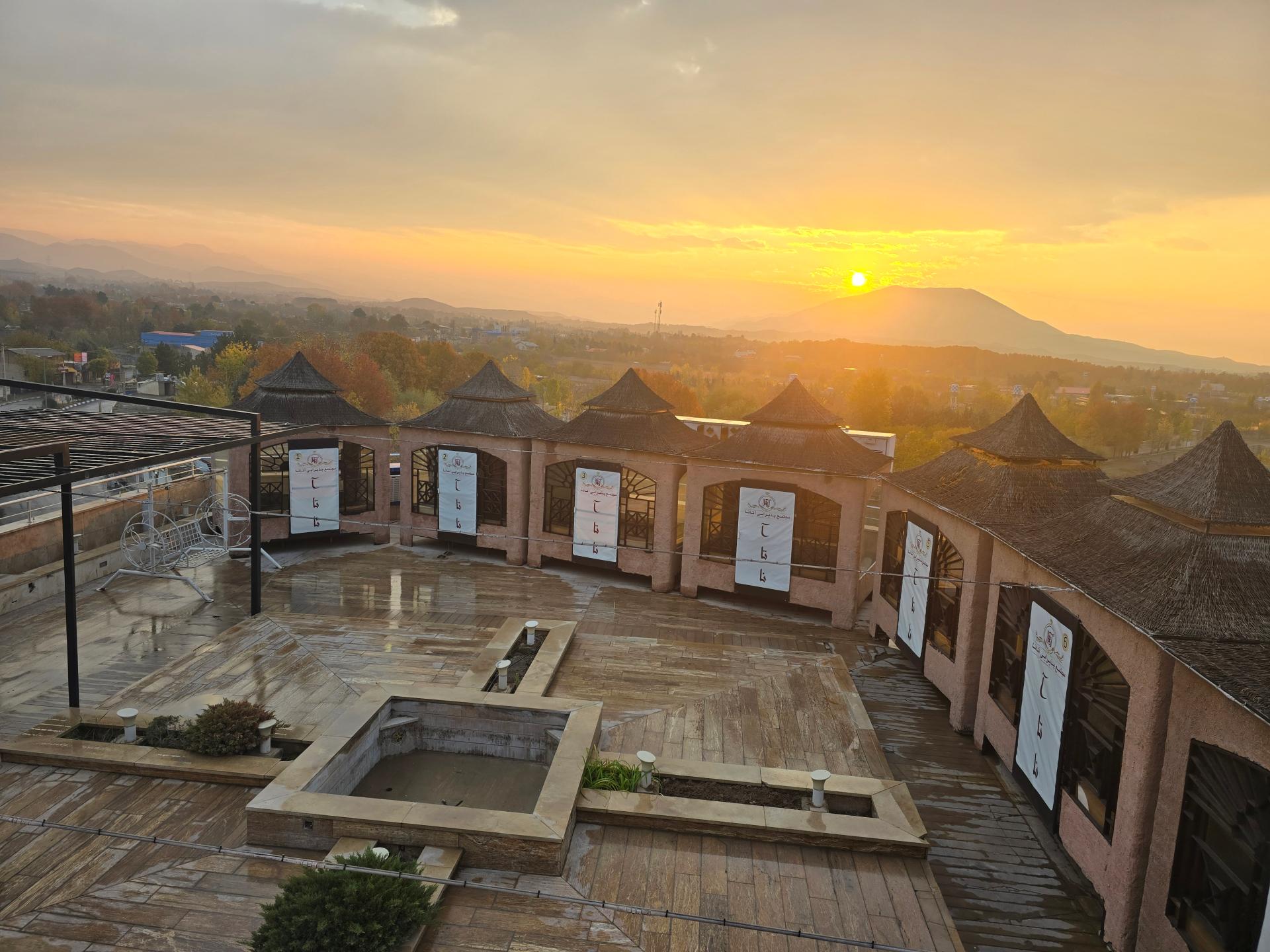 عکس مجتمع پذیرایی آتانا