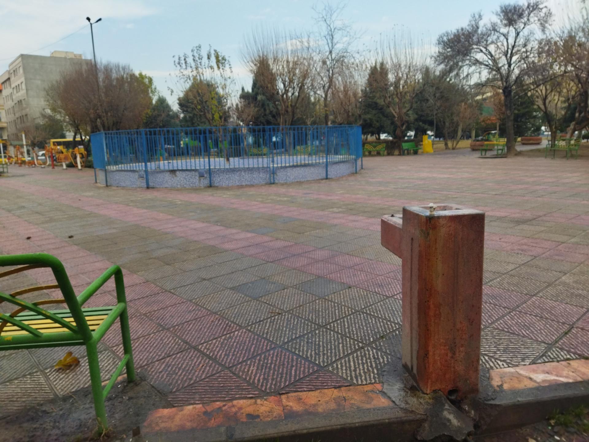 عکس آبخوری بوستان افق