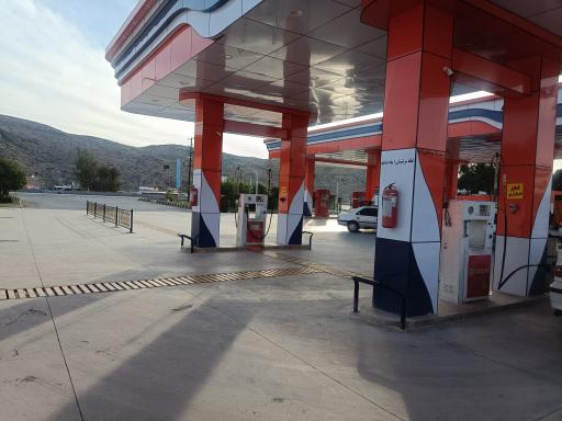 عکس پمپ گاز CNG پتراز داراب