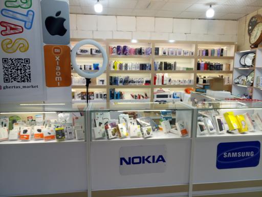 عکس غرفه لوازم جانبی موبایل 