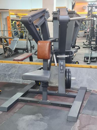 عکس باشگاه بدنسازی علی حیدر