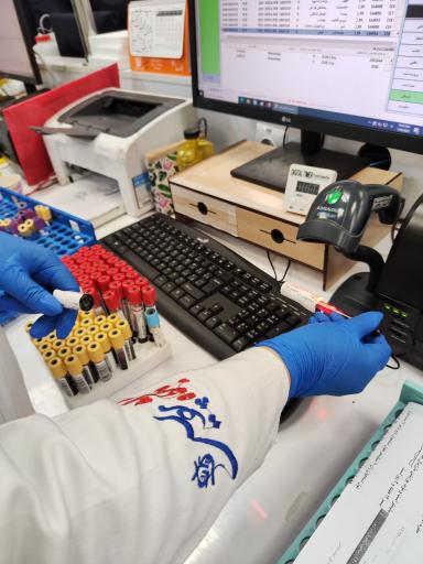 عکس آزمایشگاه پردیس حافظ