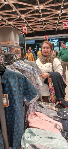 عکس مرکز خرید اردیبهشت