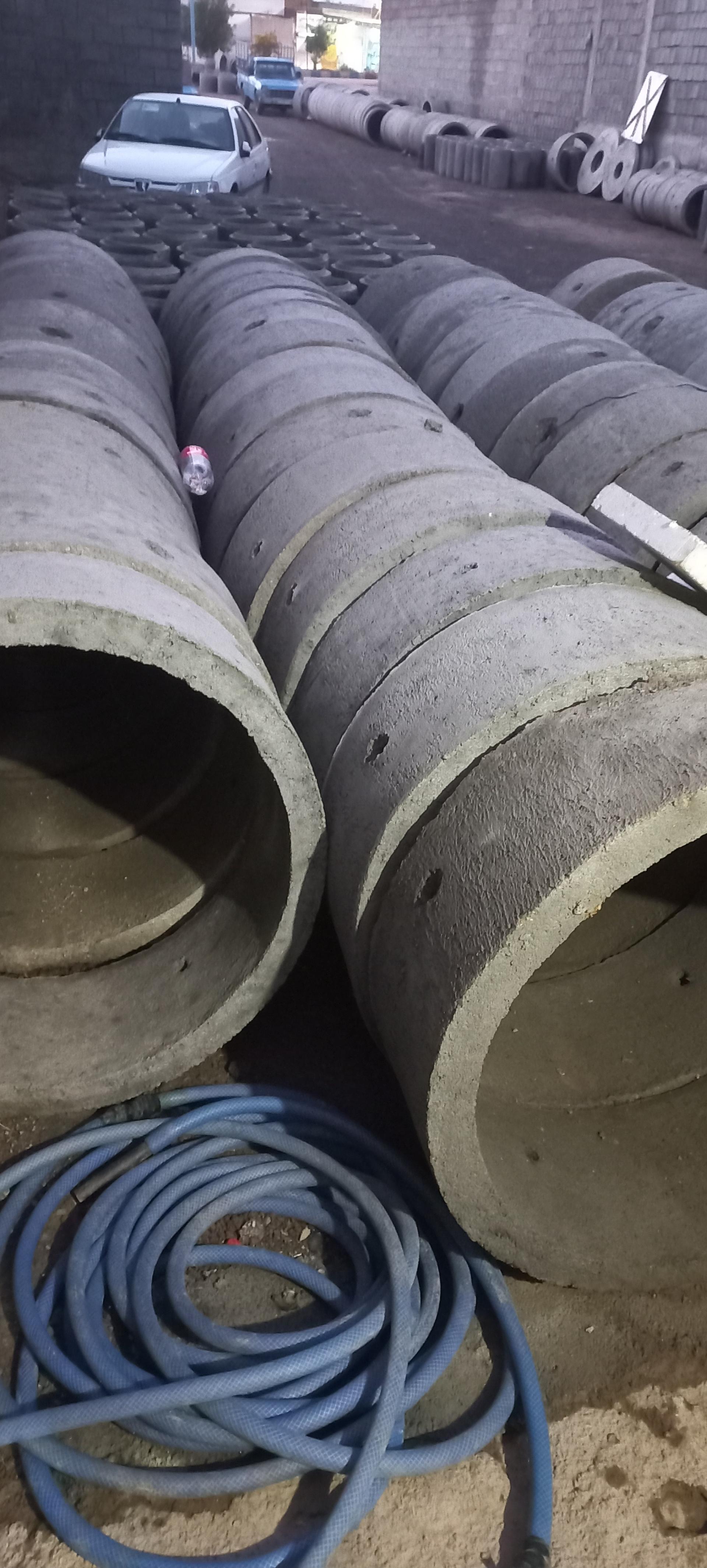 عکس تولید و ساخت لوله سیمانی