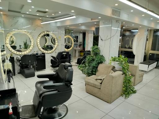 عکس آرایشگاه مردانه وی آی پی