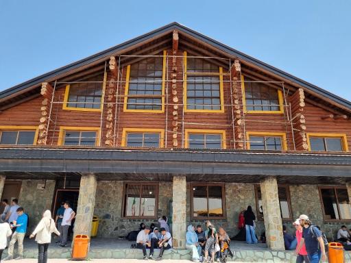 عکس استراحتگاه و رستوران ایستگاه 5 تله کابین توچال