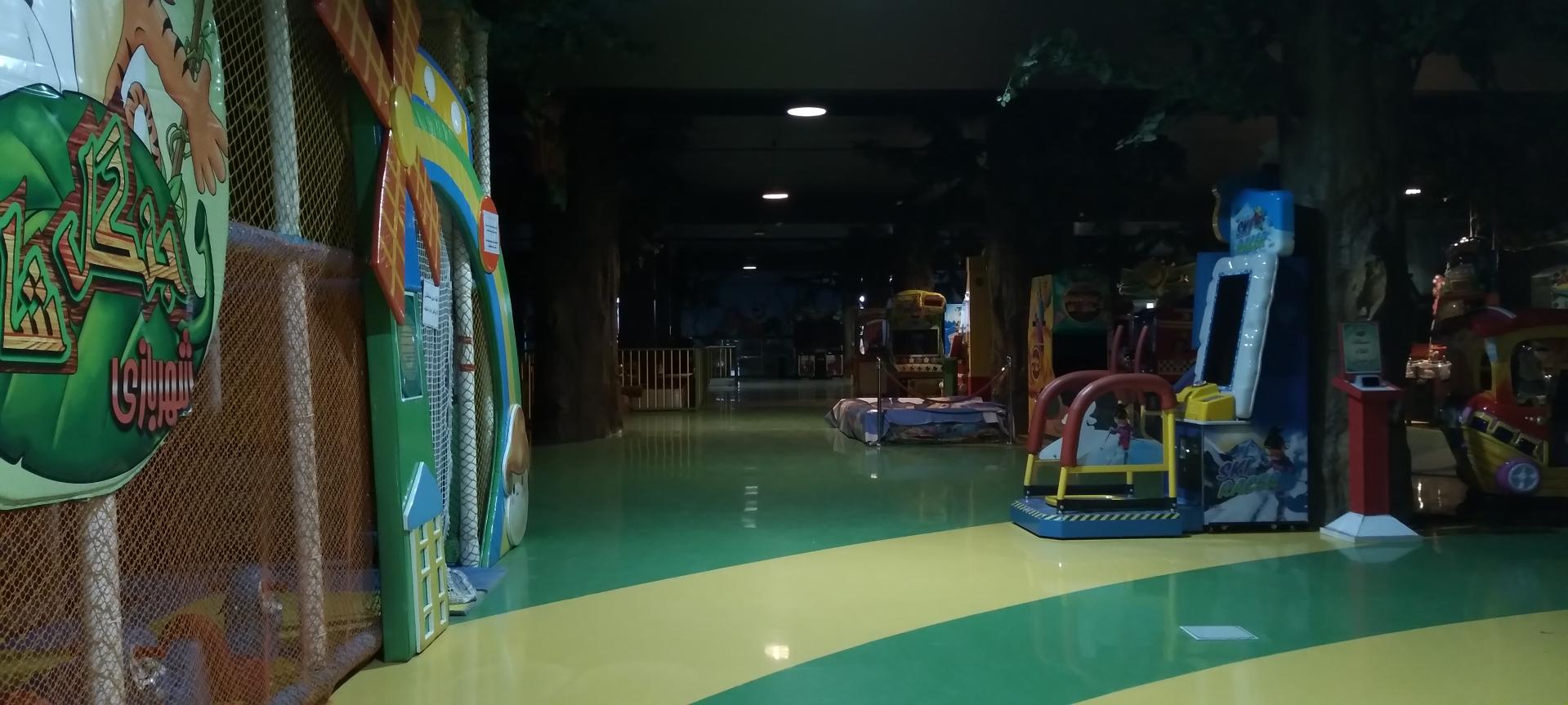 عکس شهربازی جنگل شاد