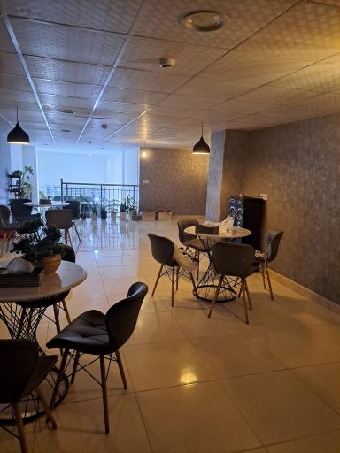 عکس کافه پرگاس