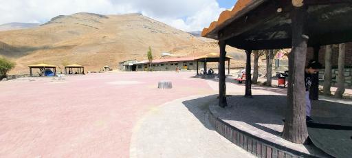 عکس استراحتگاه و رستوران ایستگاه 5 تله کابین توچال