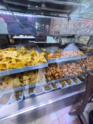 عکس دوغ‌ و گوشفیل عدالت