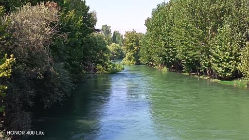 عکس باغشاد