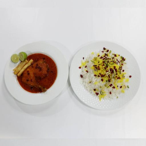 عکس تهیه غذای ژوان