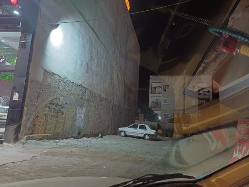 عکس پارکینگ اختصاصی درخشان