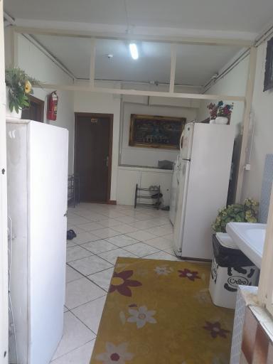 عکس مسافرخانه خورشیدی