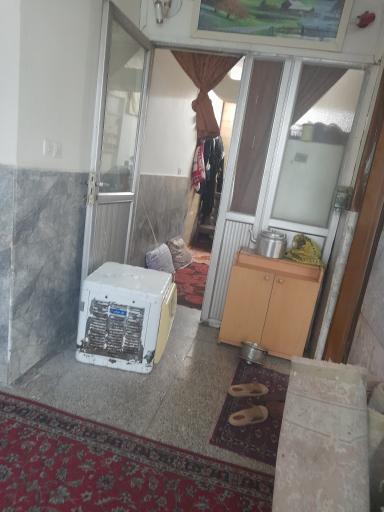 عکس مسافرخانه خورشیدی