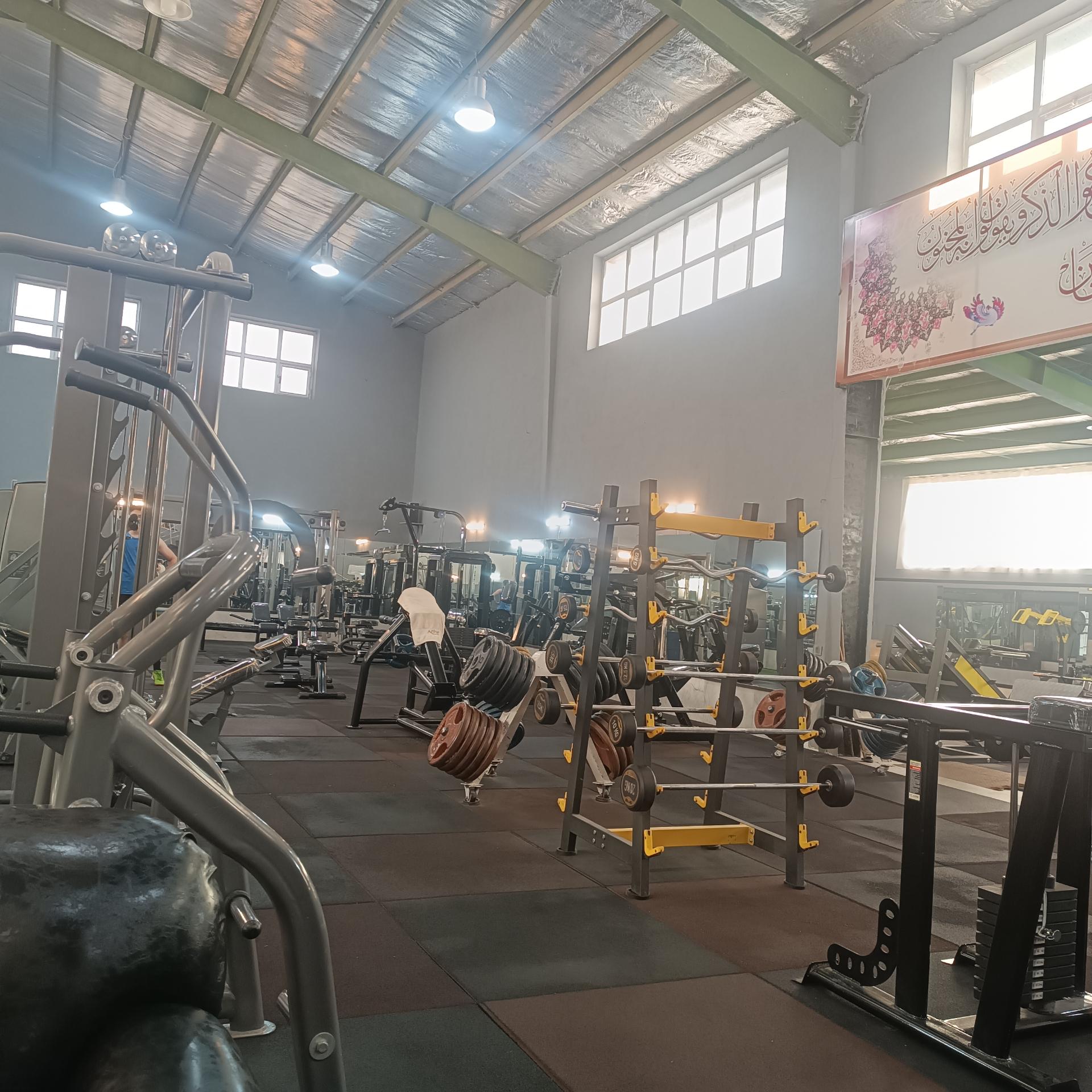 عکس مجموعه ورزشی کارگران