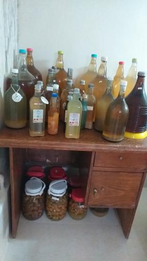 عکس سرکه سیب سنتی پژوهنده