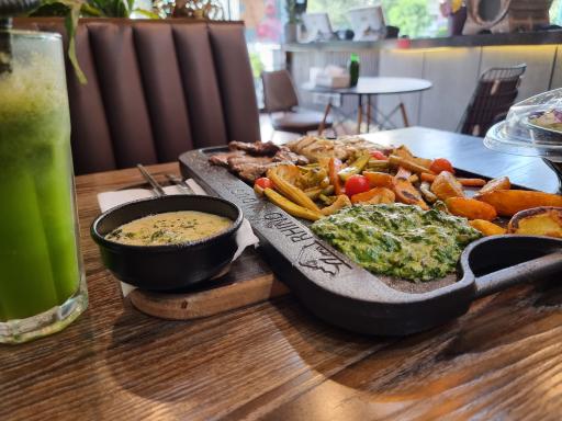 عکس فست فود جیلیز ویلیز