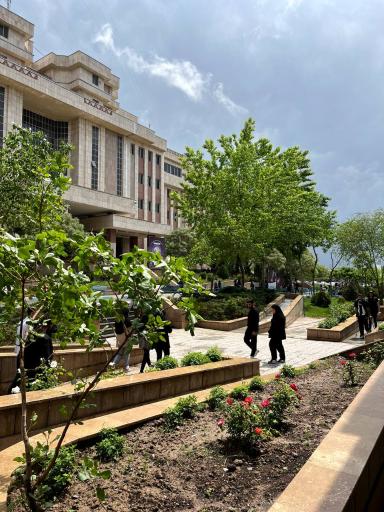 عکس دانشگاه آزاد اسلامی واحد تهران شمال