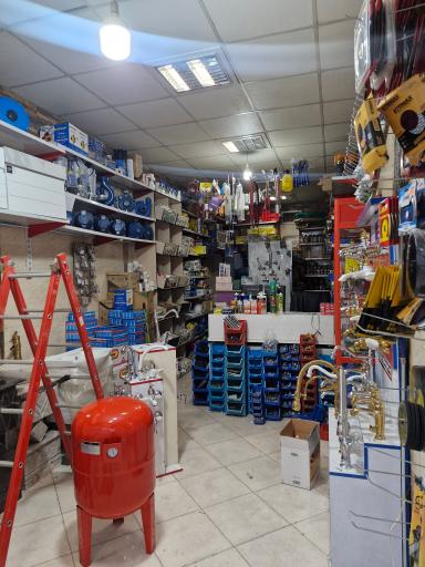عکس فروشگاه ابزار آلات و لوله اتصالات حاجی زاده 