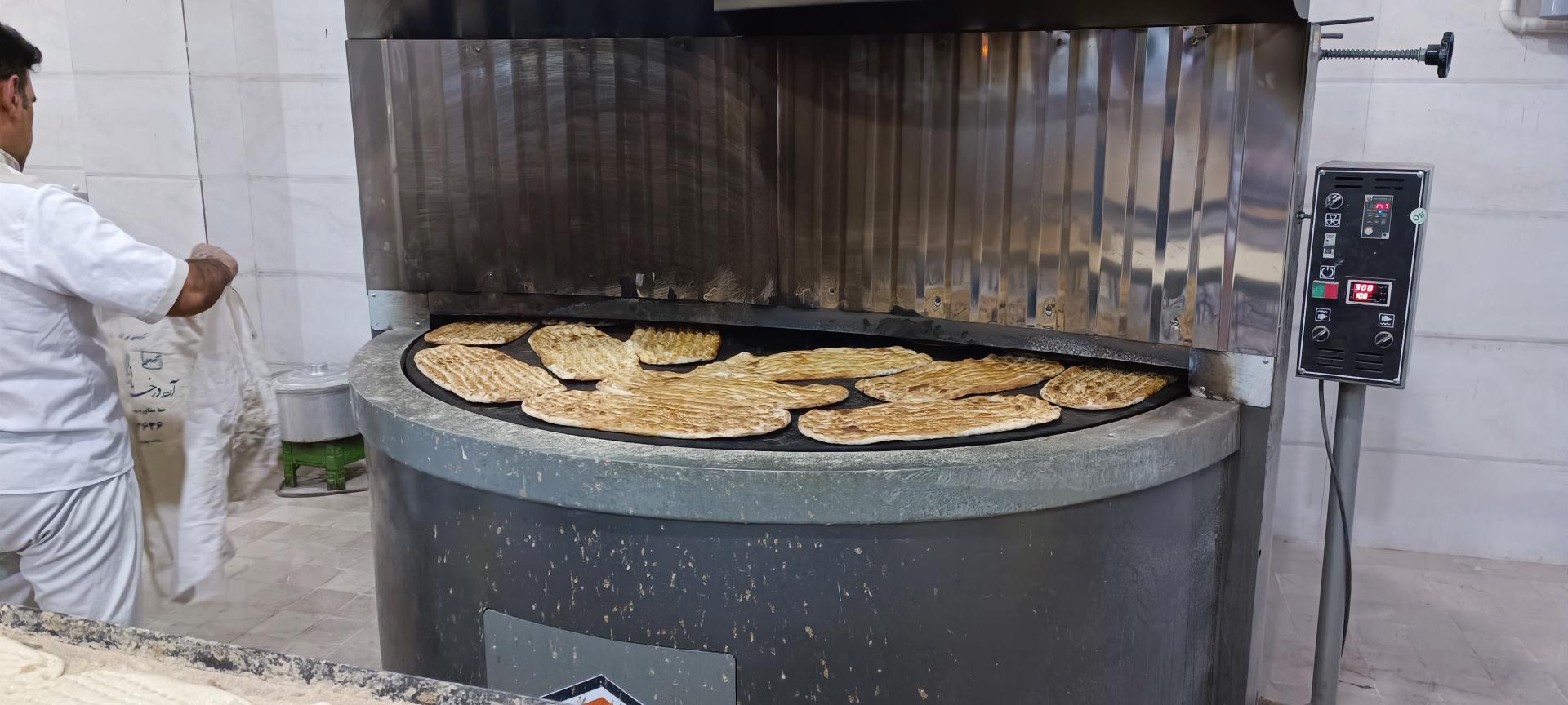 عکس نانوایی بربری ولایت