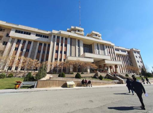 عکس دانشگاه آزاد اسلامی واحد تهران شمال